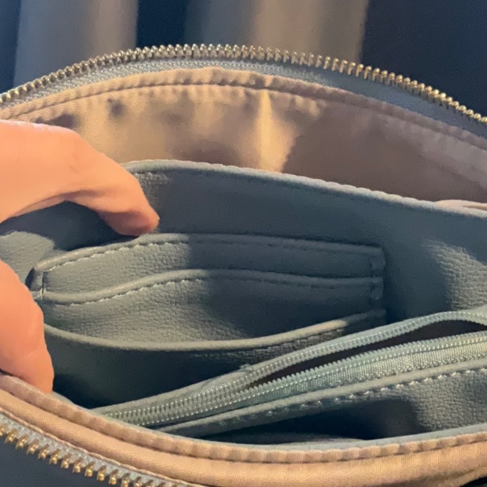 NWT Brentano Vegan Leather Shoulder bag/wristlet - Picture 6 of 9